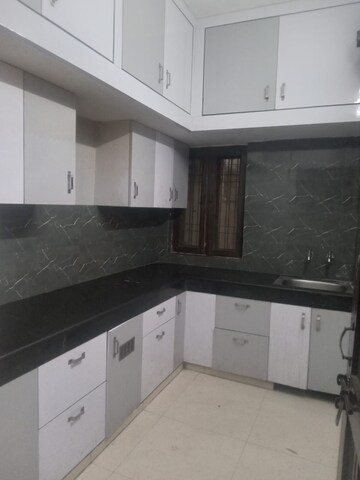 Kitchen in 2 BHK Independent House at Gomti Nagar – for Rent