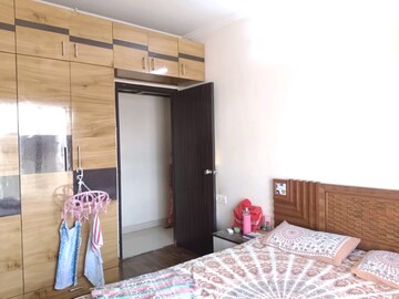 Bedroom in 2.5 BHK Apartment at Metro Heights Kandivali, Kandivali West – for Sale