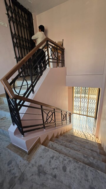 Staircase in 4 BHK Villa at Trupti Bungalows, Owale – for Rent