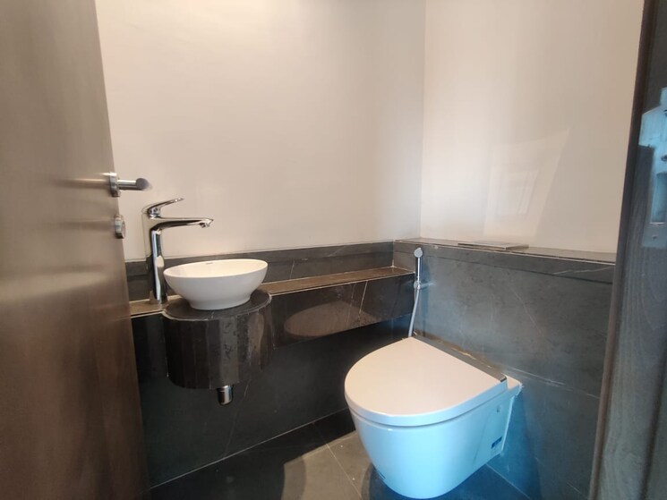 Bathroom, ekta-verve 3 Bedroom 1159 Sq.Ft. Apartment In Khar West Mumbai 9088597