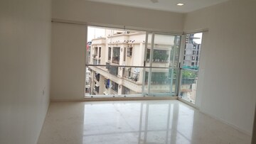Master Plan in 3 BHK Apartment at Ekta Iris, Khar West – for Sale