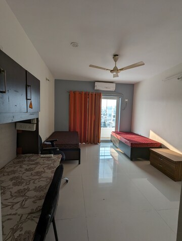 Bedroom in 2 BHK Apartment at Viman Nagar – for Rent