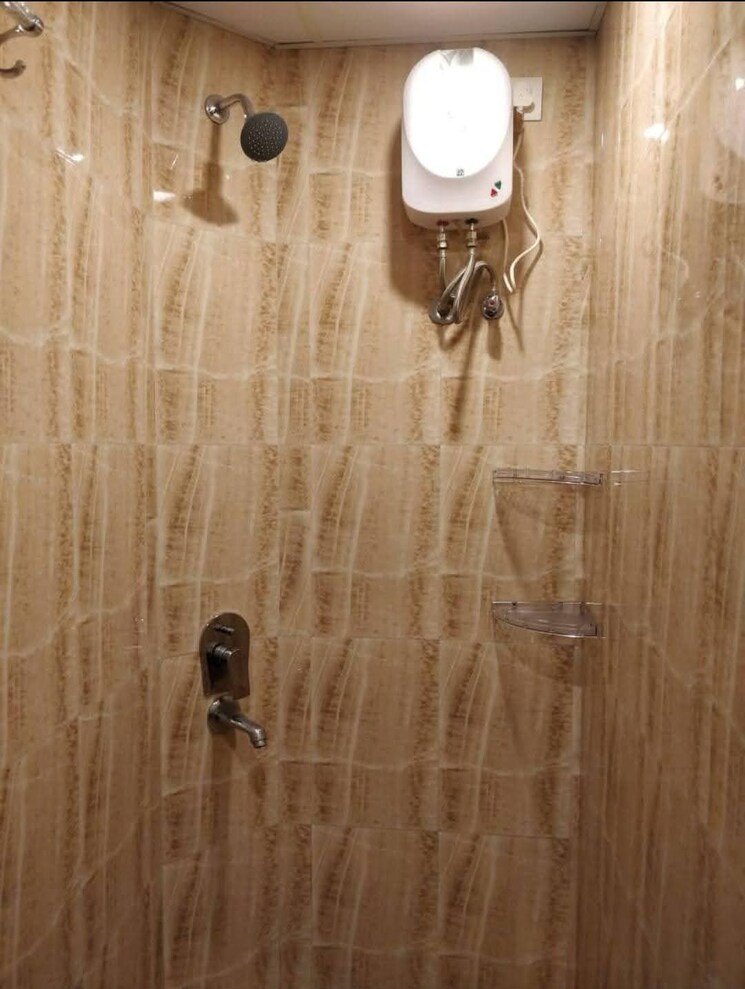 Bathroom, lodha-crown-quality-homes 2 Bedroom 600 Sq.Ft. Apartment In Majiwada Thane 9088620