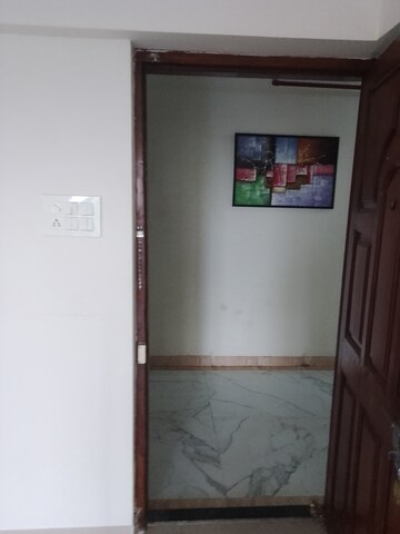 Room in 2 BHK Apartment at Da Vincy Baylord, Borivali West – for Rent