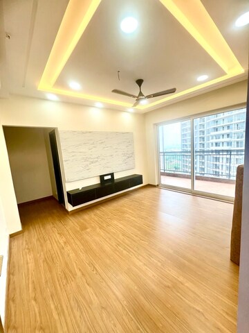 Room in 3 BHK Apartment at Godrej Meridien, Sector 106 – for Rent