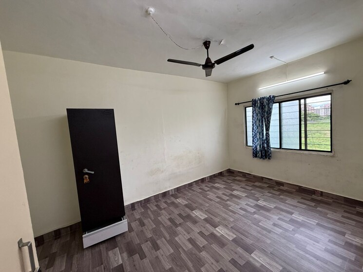 Room, windsor-estate 2 Bedroom 875 Sq.Ft. Apartment In Kalyani Nagar Pune 9088638