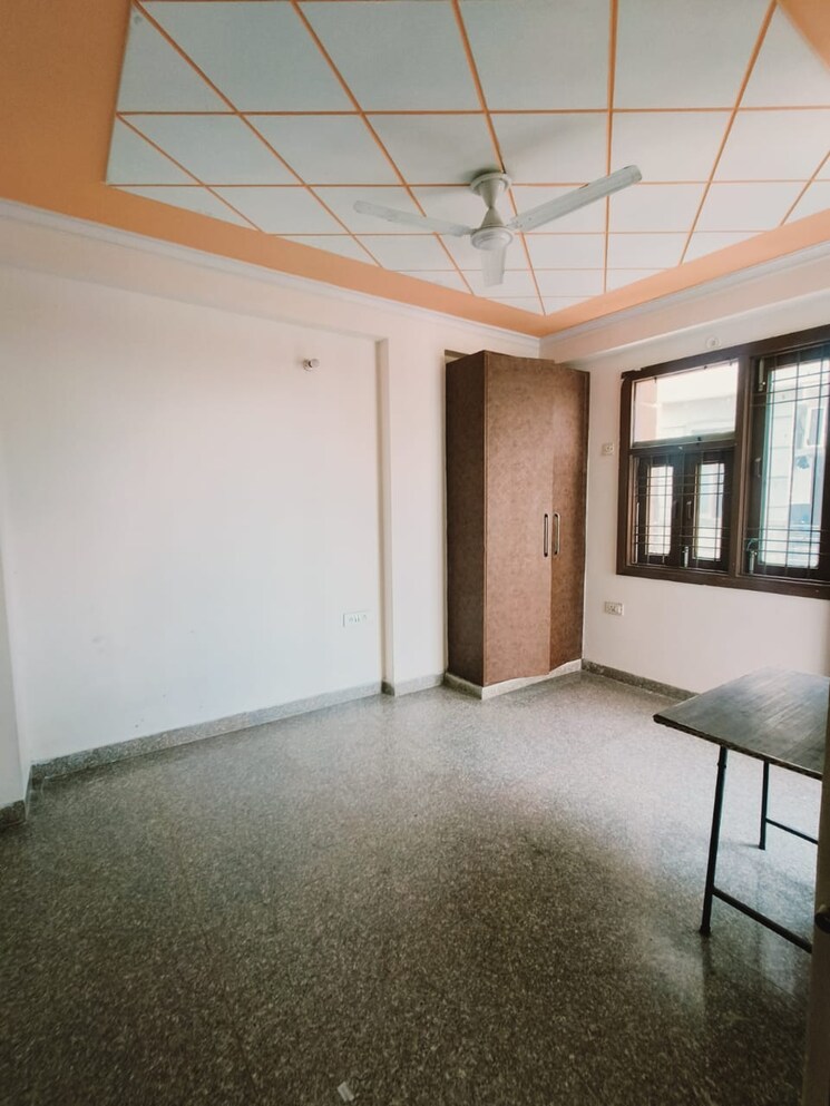 Room, saket 1 Bedroom 450 Sq.Ft. Builder Floor In Saket Delhi 9088651