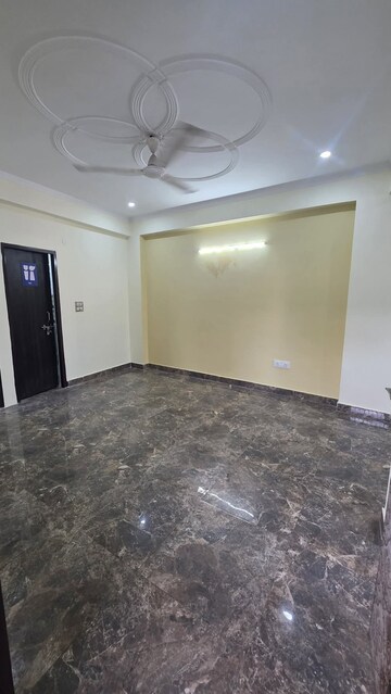 Master Bedroom in 1 BHK Builder Floor at Saket – for Rent