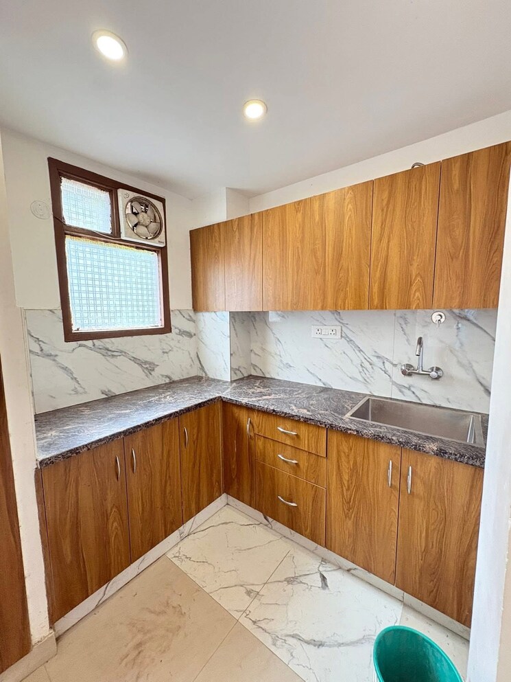 Kitchen, saket 2 Bedroom 850 Sq.Ft. Builder Floor In Saket Delhi 9088660