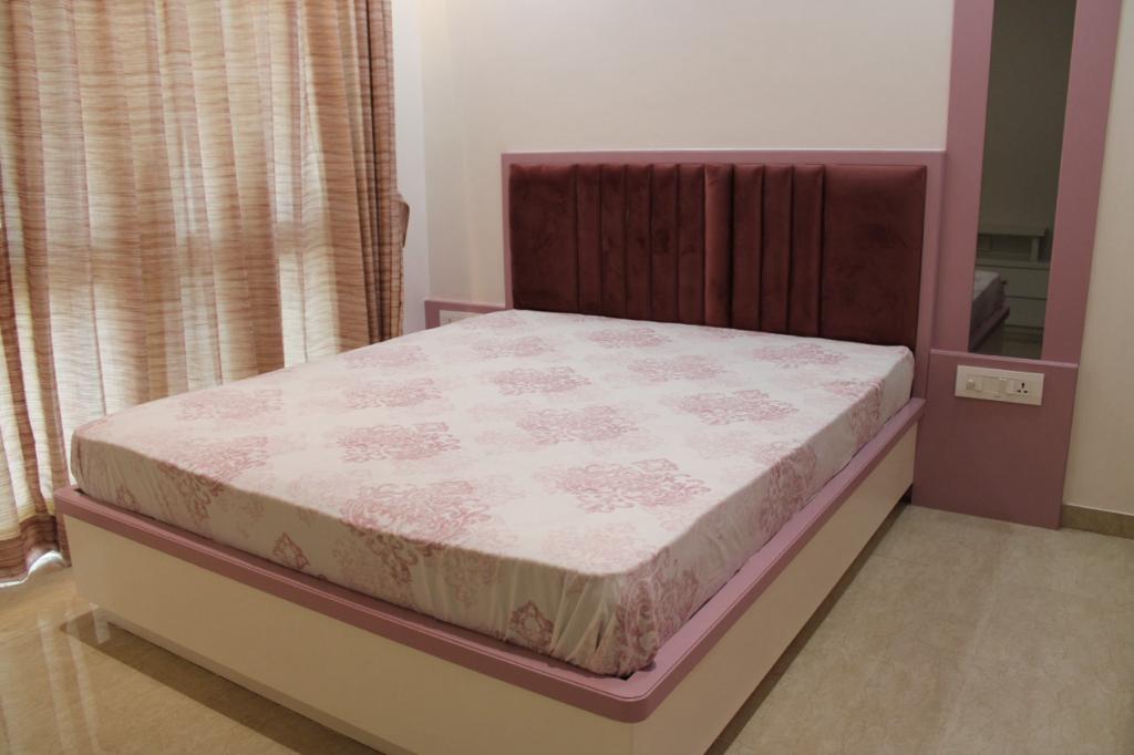 2 BHK Apartment For Sale in Veena Saaz