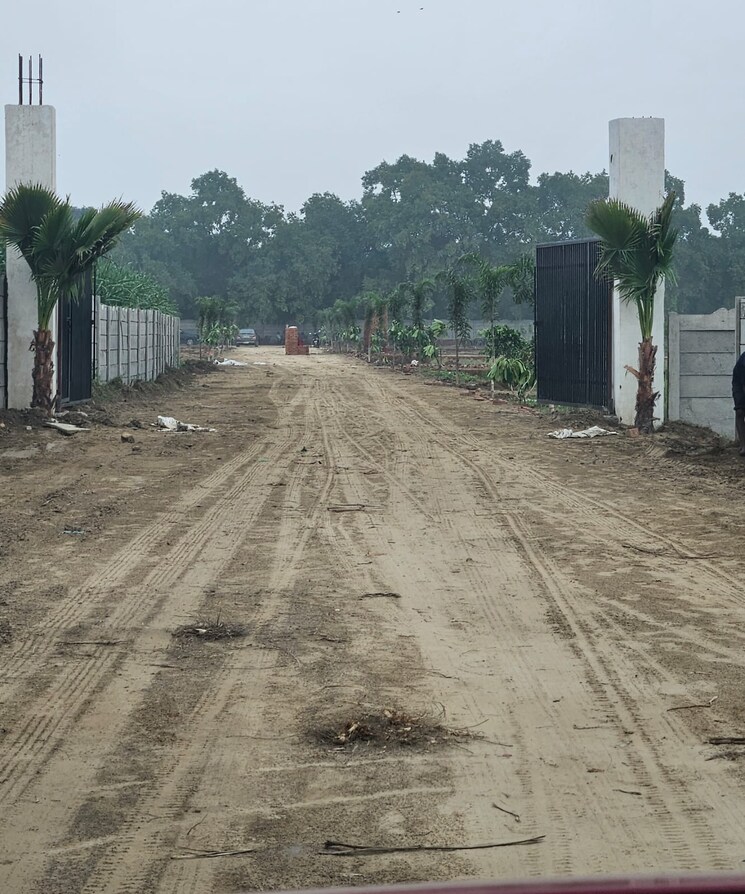 undefined, rohta road  200 Sq.Yd. Plot In Rohta Road Meerut 9088710