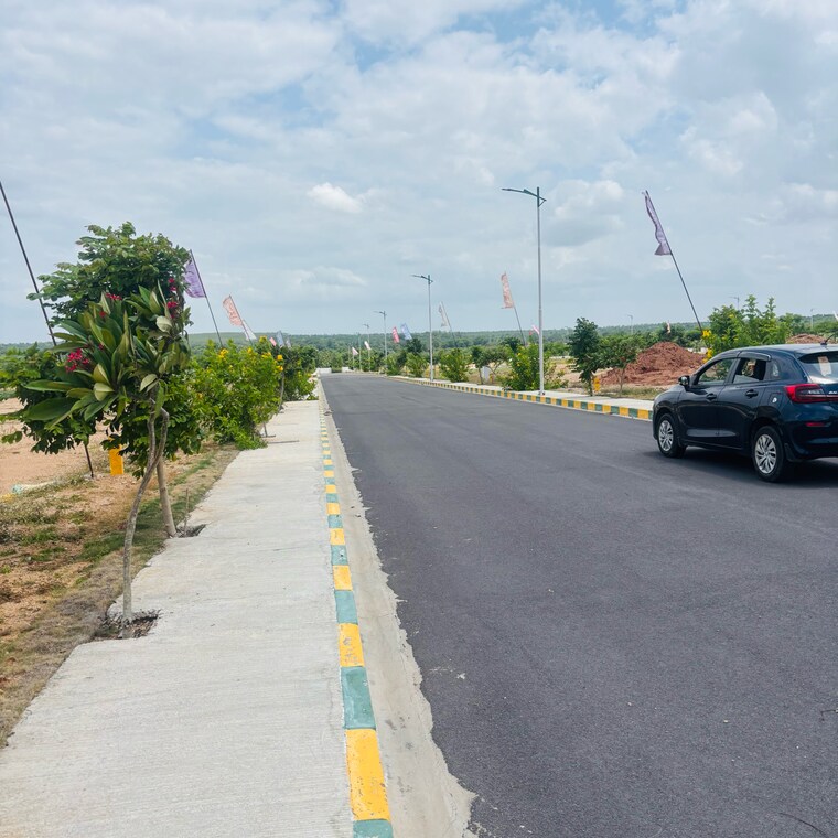  Parking, sr-sree-city  150 Sq.Yd. Plot In Ibrahimpatnam Hyderabad 9088720