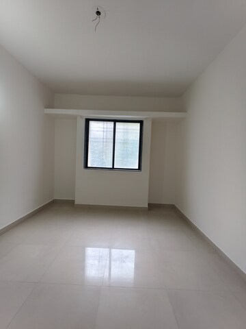 Room in 2 BHK Apartment at Sunder Sahawas Phase II, Vadgaon Budruk – for Rent