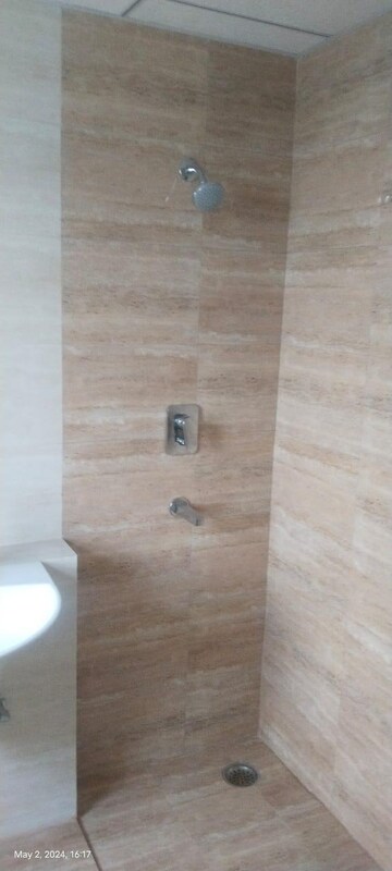 Bathroom in 2.5 BHK Apartment at M3M Heights, Sector 65 – for Sale