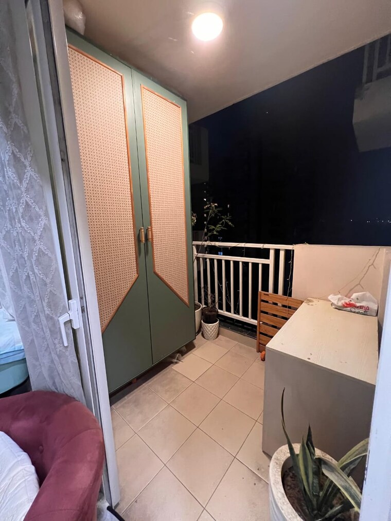 Team Area, m3m-marina 2 Bedroom 1330 Sq.Ft. Apartment In Sector 68 Gurgaon 9088748