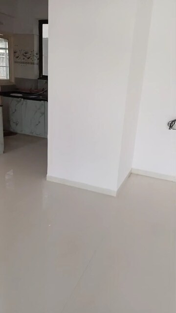 Room in 3 BHK Apartment at Gota – for Rent