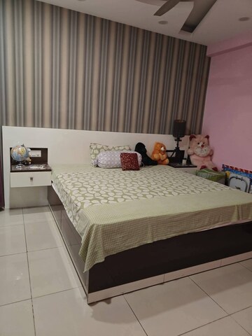 Bedroom in 3 BHK Apartment at Gaur City 2 - 14th Avenue, Sector 16c Greater Noida – for Rent