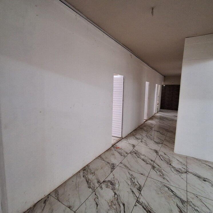 Team Area, jambli naka Commercial Office Space 4000 Sq.Ft. In Jambli Naka Thane 9088803