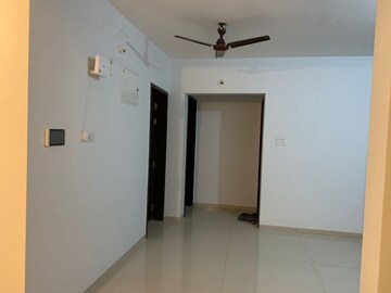 Room in 2 BHK Apartment at Rohan Mithila, Viman Nagar – for Rent