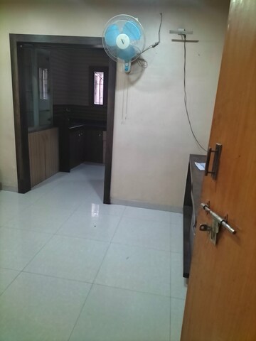 Room in 1 BHK Apartment at Shankar Darshan CHS, Dhankawadi – for Rent