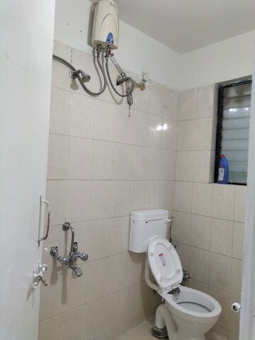 Bathroom in 2 BHK Apartment at Green Natraj Residency, Dhankawadi – for Rent