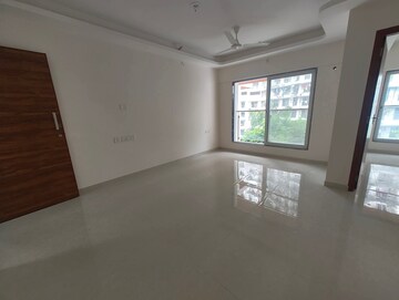 Room in 2 BHK Apartment at Je and Vee Madhuban, Malad East – for Rent