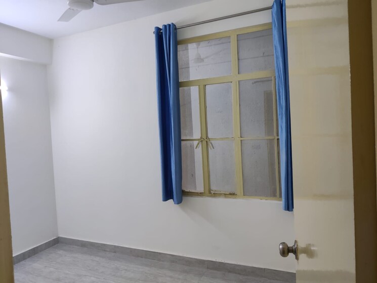 Room, signature-global-synera 2 Bedroom 635 Sq.Ft. Apartment In Sector 81 Gurgaon 9088868