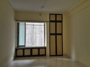 1 BHK Apartment For Sale in Dahisar East