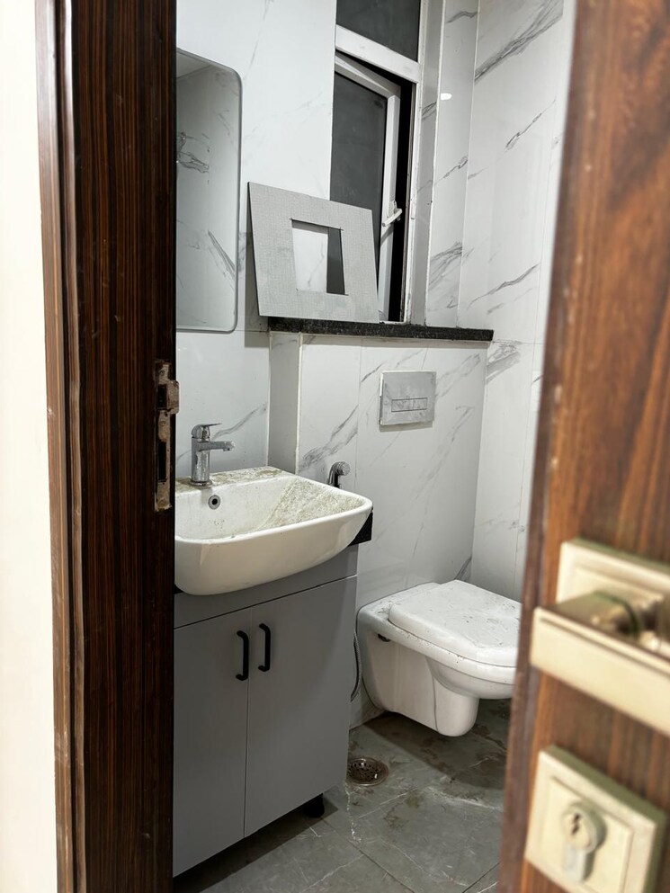 Kitchen, smart-world-gems 2.5 Bedroom 1103 Sq.Ft. Apartment In Sector 89 Gurgaon 9063757