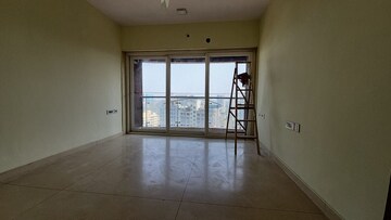 Room in 3 BHK Apartment at RNA Continental, Chembur – for Rent