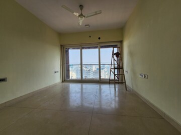 Room in 3 BHK Apartment at RNA Continental, Chembur – for Rent