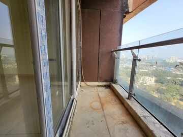 Balcony in 3 BHK Apartment at RNA Continental, Chembur – for Rent