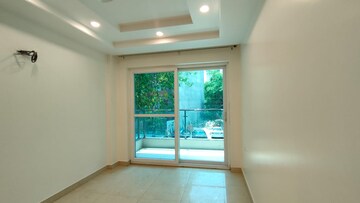 Room in 3 BHK Builder Floor at Sector 14 – for Sale