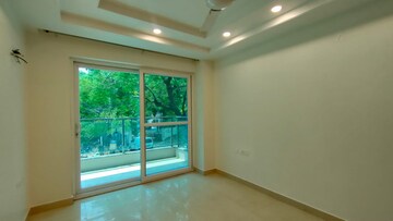 Room in 3 BHK Builder Floor at Sector 14 – for Sale