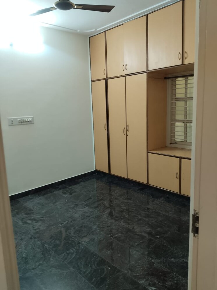 Room, btm layout 1 Bedroom 600 Sq.Ft. Builder Floor In Btm Layout Bangalore 9089003