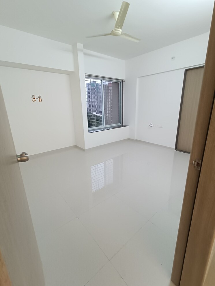 Room, v-top-valonia 3 Bedroom 985 Sq.Ft. Apartment In Punawale Pune 9089039