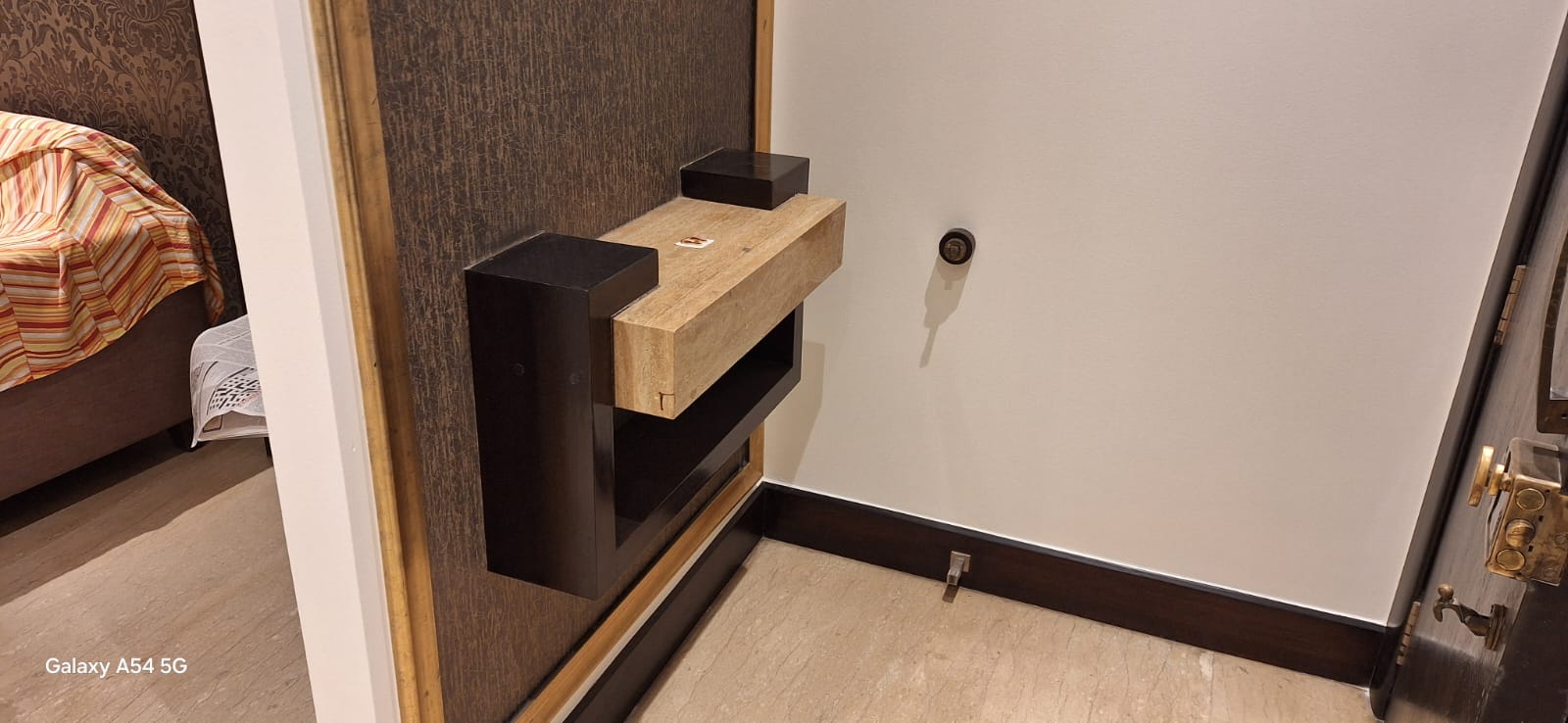 5 BHK + Pooja Room,Servant Room,Study Room,Extra Room Apartment For Rent in Supreme Pallacio