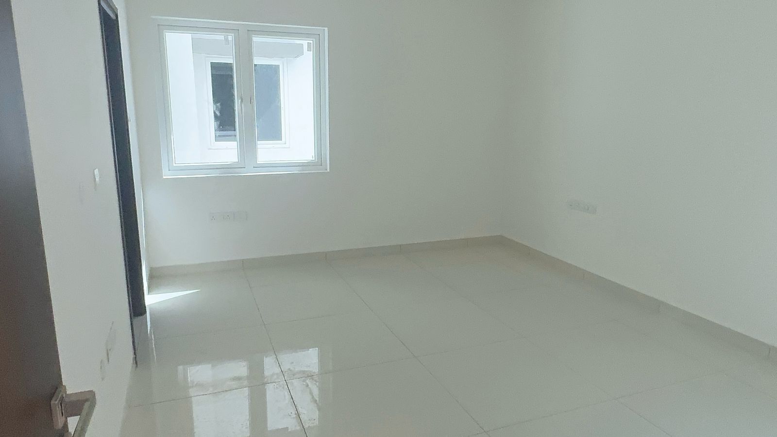 2 BHK + Pooja Room Apartment For Sale in Aparna Sarovar Zicon