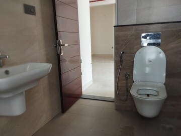 Bathroom in 3.5 BHK Apartment at SMR Vinay Iconia Hyderabad, Kondapur – for Sale
