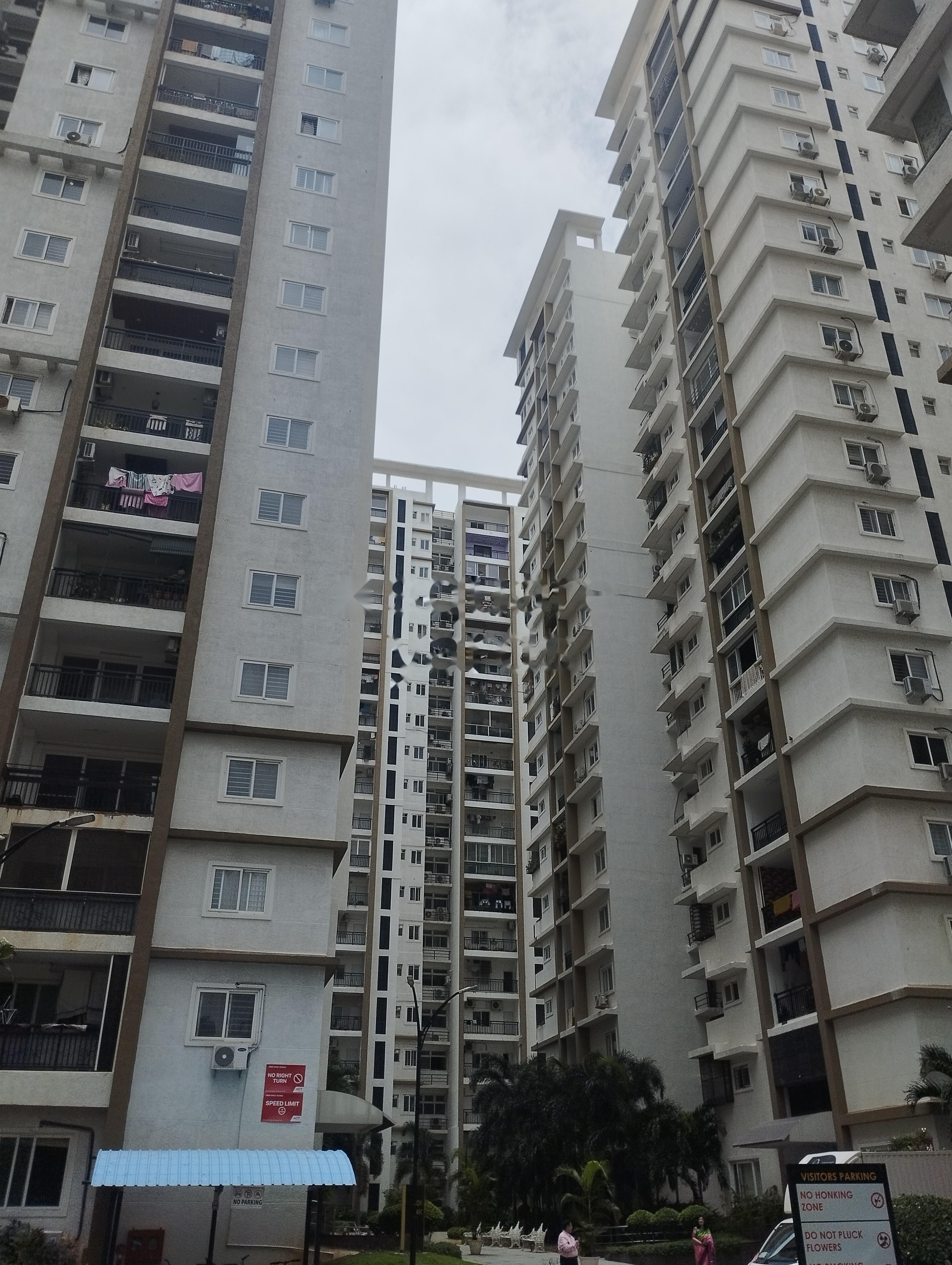 3.5 BHK Apartment For Sale in SMR Vinay Iconia Hyderabad