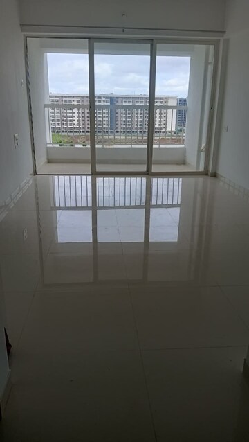 Room in 2 BHK Apartment at Akshay Yash Grecia, Dhanori – for Rent