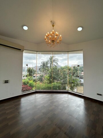 Room in 4 BHK Villa at Lonavala – for Sale