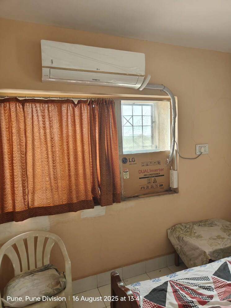 Living Room, hermes-heritage-homes 2 Bedroom 1200 Sq.Ft. Apartment In Shastrinagar Pune 9089093