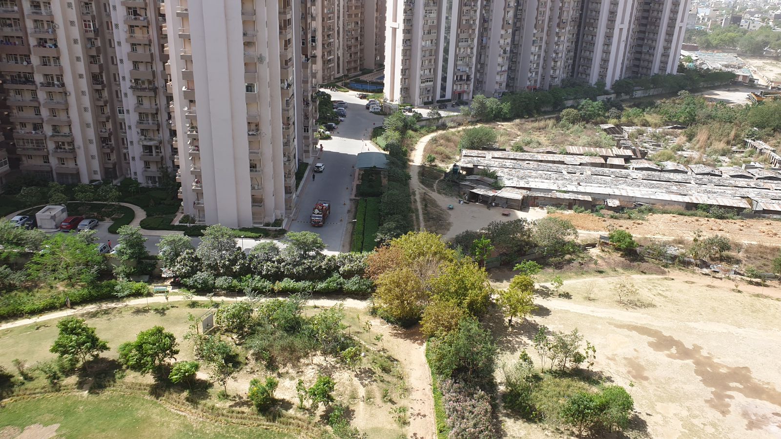 3 BHK + Extra Room Apartment For Rent in Supertech Cape Town