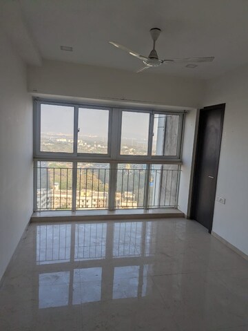 Room in 3 BHK Apartment at Ruparel Ariana, Parel – for Rent