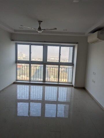Room in 3 BHK Apartment at Ruparel Ariana, Parel – for Rent