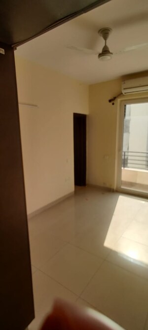Room in 3 BHK Apartment at Puri The Pranayam, Sector 82 – for Sale