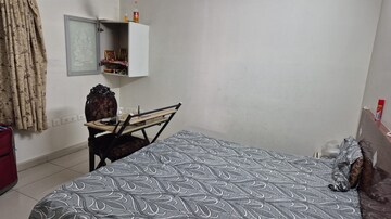 Bedroom in 3 BHK Apartment at Cybercity Rainbow Vistas Rock Gardens, Hi Tech City – for Rent