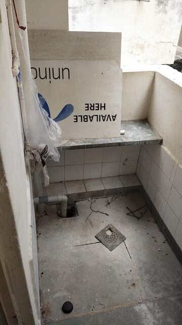 Bathroom in 1 BHK Apartment at Thaltej – for Rent