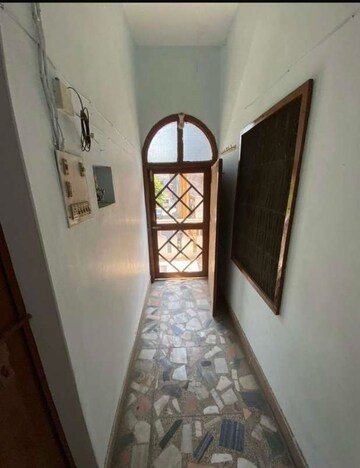 Corridor in 6 BHK Independent House at Rajajipuram – for Sale